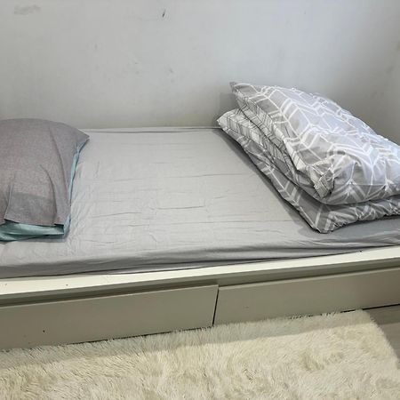 Single Room Canvey Island Exterior foto